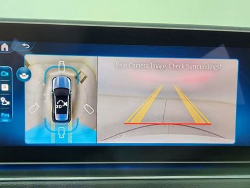 Used 2025 Mercedes-Benz GLE 450 4MATIC image 45