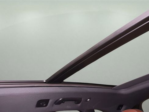 Used 2023 Audi Q5 e Premium Plus w/ Premium Plus Package image 28