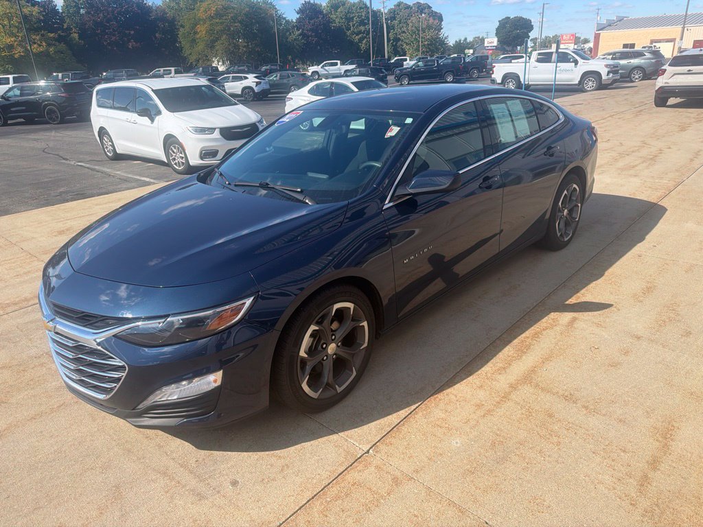 Used 2022 Chevrolet Malibu LT FWD image 11
