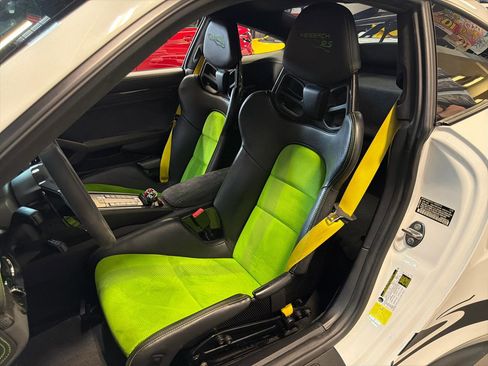 Used 2019 Porsche 911 GT3 RS RWD image 18