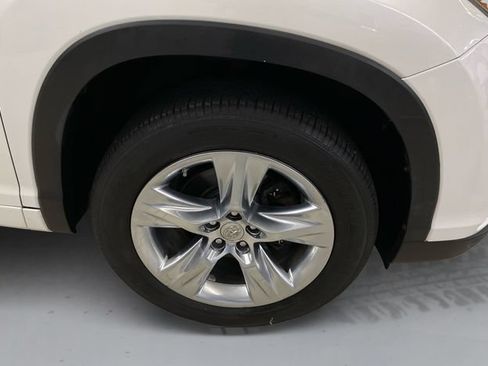 Used 2015 Toyota Highlander Limited AWD/4WD image 17