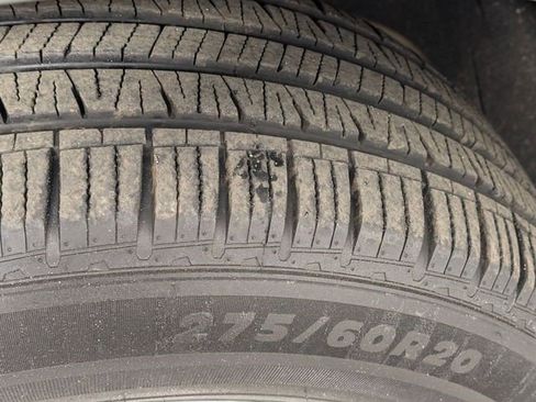 Certified 2023 Chevrolet Suburban Premier image 10