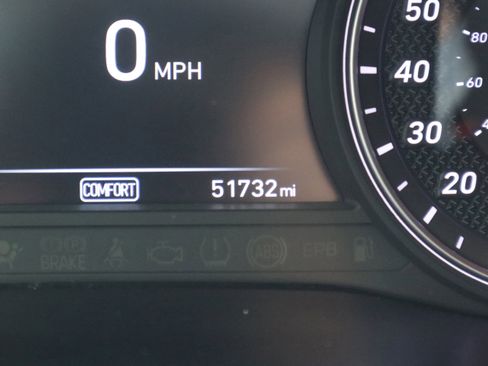 Used 2019 Genesis G70 3.3T Advanced w/ Sport Package image 18