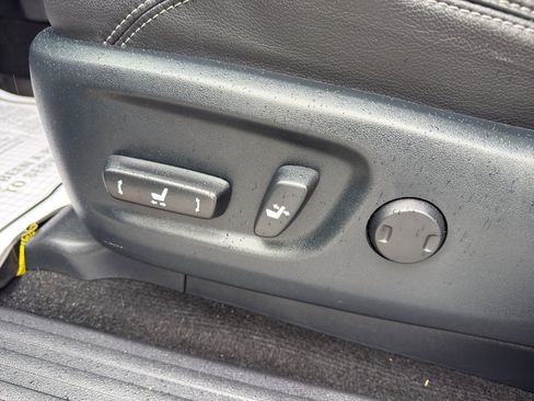 Used 2023 Toyota 4Runner Limited image 19