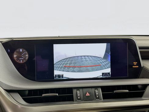 Used 2019 Lexus ES 300h w/ Premium Package FWD image 23