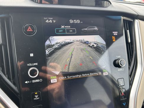 Used 2020 Subaru Outback Limited image 13