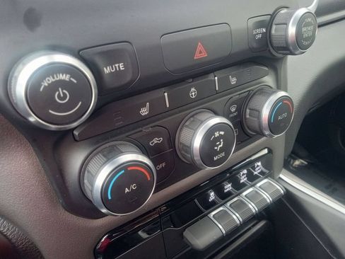 Used 2022 RAM 1500 Big Horn AWD/4WD image 20