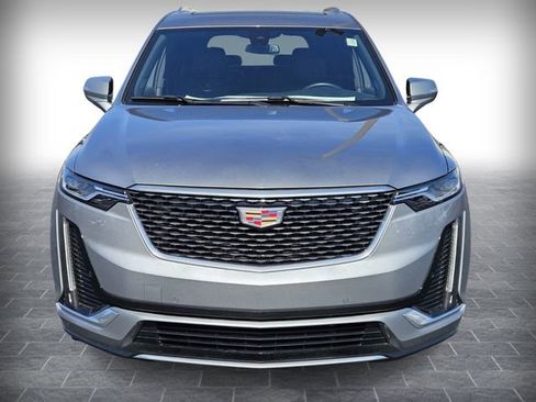 Certified 2025 Cadillac XT6 Premium Luxury image 2