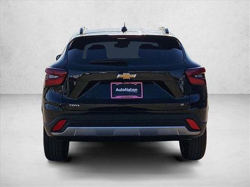 New 2026 Chevrolet Trax LT w/ LT Convenience Package image 8