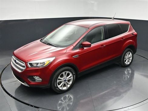 Used 2019 Ford Escape SE FWD image 19