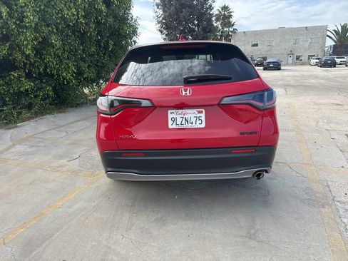 Used 2024 Honda HR-V Sport image 4