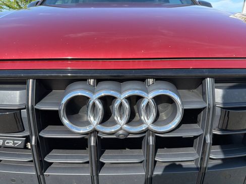 Used 2021 Audi SQ7 Premium Plus w/ Executive Package AWD/4WD image 10