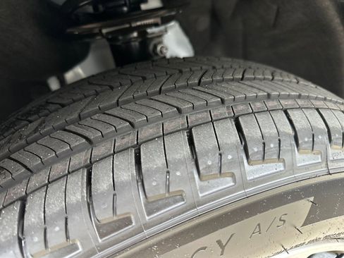 New 2026 Ford Escape SE image 27