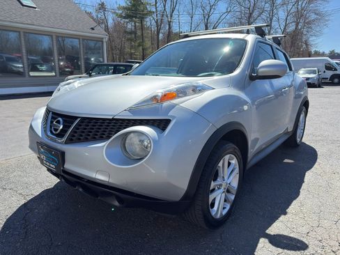 Used 2014 Nissan Juke S image 2