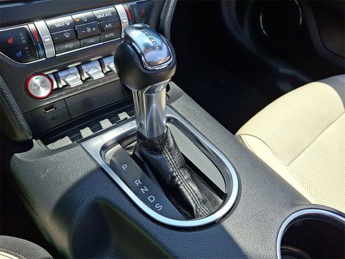 Used 2023 Ford Mustang GT Premium image 15