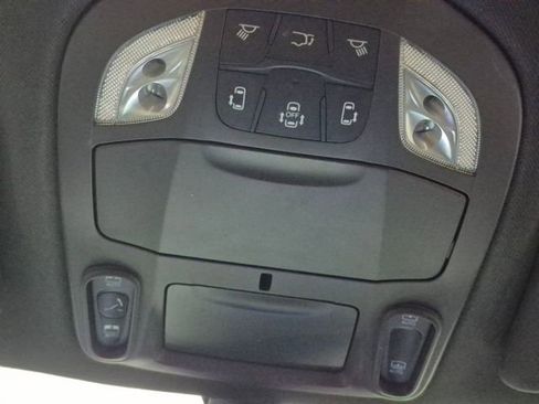 Used 2025 Chrysler Pacifica Limited FWD image 20