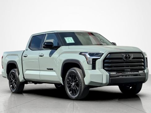 Used 2025 Toyota Tundra Limited image 7