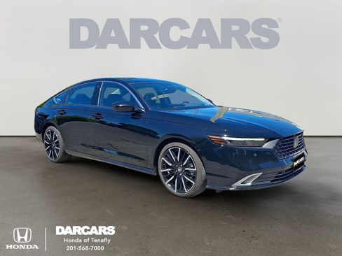 Certified 2023 Honda Accord Touring image 1