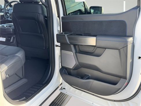 New 2025 Ford F150 Platinum w/ FX4 Off-Road Package image 31