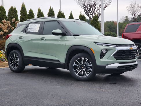 New 2026 Chevrolet TrailBlazer LT image 2