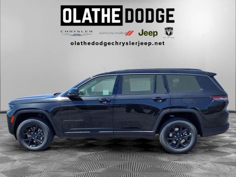 New 2026 Jeep Grand Cherokee L 4WD image 19