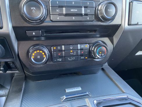 Used 2018 Ford F150 XLT w/ Equipment Group 302A Luxury image 28