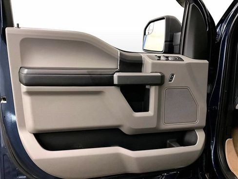 Used 2016 Ford F150 XLT AWD/4WD image 22