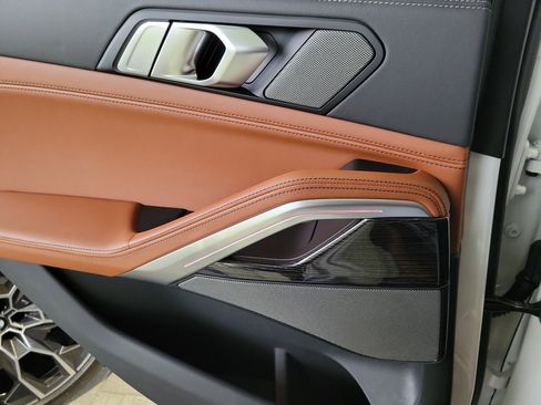 New 2026 BMW X6 xDrive40i image 13