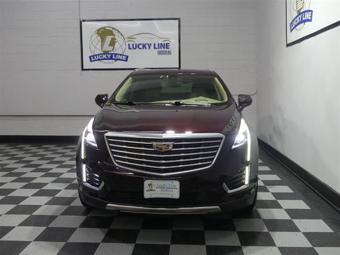 Used 2018 Cadillac XT5 Platinum w/ Driver Assist Package image 2