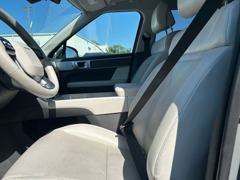 Used 2024 Hyundai Santa Fe SEL FWD image 23
