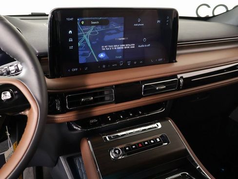 New 2026 Lincoln Aviator Reserve image 5