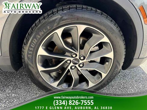 Used 2022 Lincoln Nautilus Reserve w/ Equipment Group 201A FWD image 35