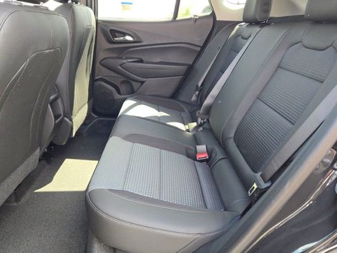 New 2026 Chevrolet Trax LT w/ LT Convenience Package FWD image 17