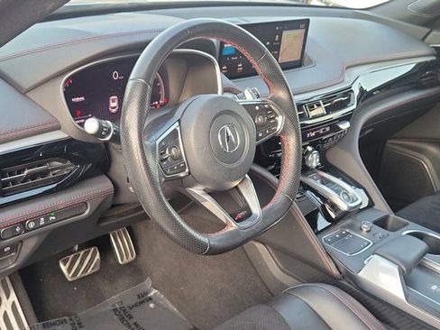 Used 2023 Acura MDX A-Spec image 9