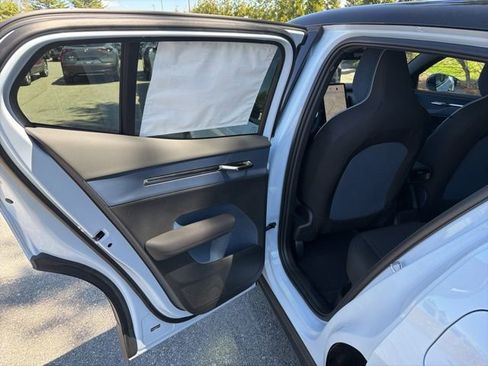 New 2026 Volvo EX30 Ultra w/ Climate Package AWD/4WD image 12