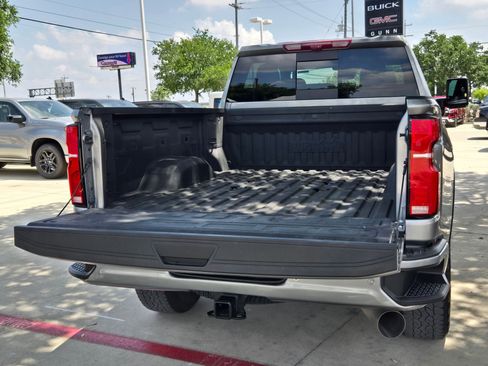 Used 2024 Chevrolet Silverado 2500 High Country w/ High Country Premium Package AWD/4WD image 26