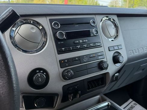Used 2016 Ford F250 XLT w/ XLT Value Package AWD/4WD image 24