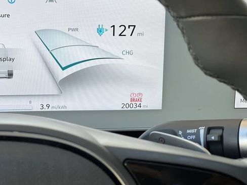 Certified 2024 Hyundai Ioniq 5 SEL RWD image 33