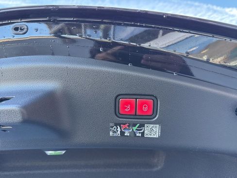 New 2026 Mercedes-Benz CLE 300 4MATIC Coupe image 27