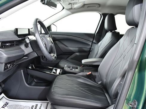 Used 2025 Ford Mustang Mach-E Select w/ Comfort Package Lite AWD/4WD image 6
