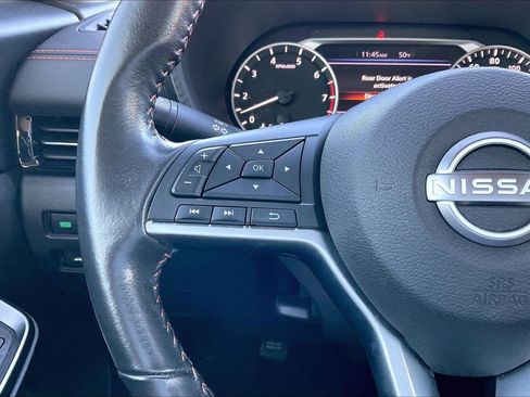 Used 2024 Nissan Sentra SR image 11