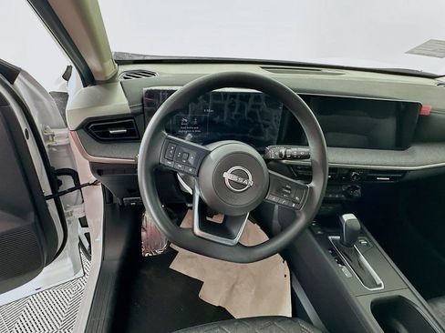 New 2026 Nissan Kicks SV w/ SV Premium Package image 16