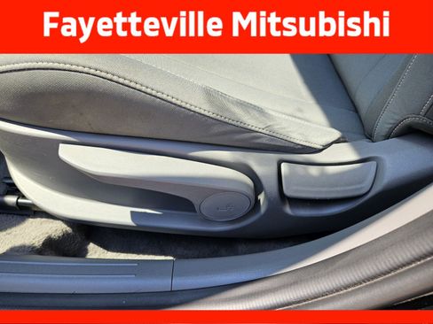 Used 2024 Hyundai Elantra SEL FWD image 9