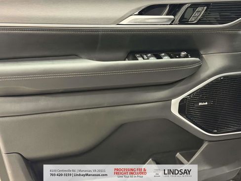 New 2026 Jeep Grand Wagoneer Limited AWD/4WD image 15