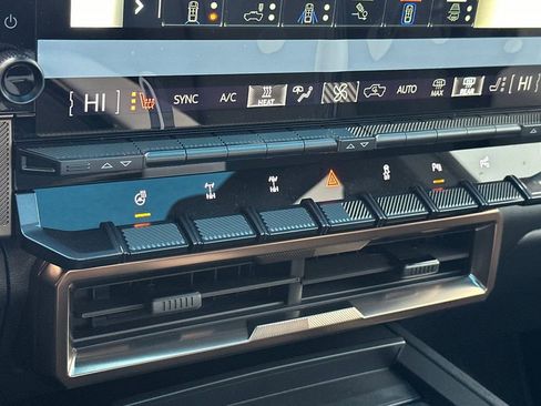 New 2025 GMC Hummer EV 3X w/ Battery Pack, 24 Module Pack image 18