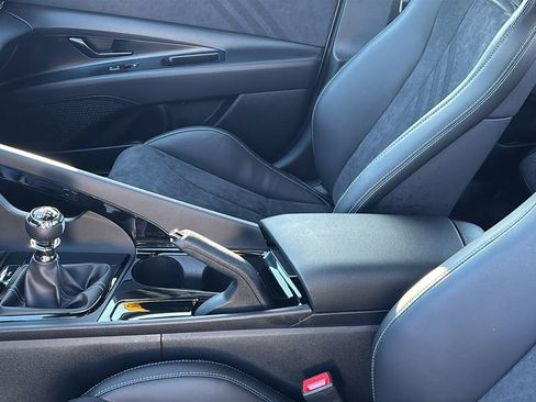 Used 2025 Hyundai Elantra N image 24