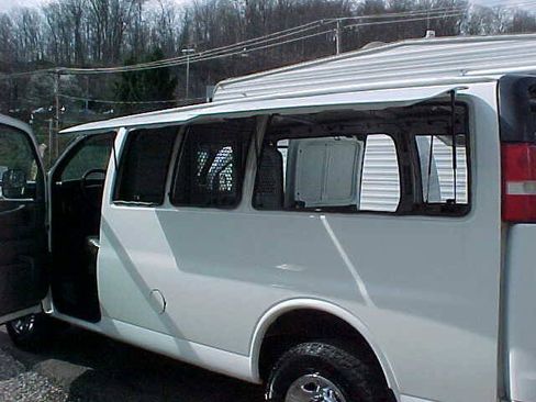 Used 2013 Chevrolet Express 3500 w/ Express Access Plus Package RWD image 27