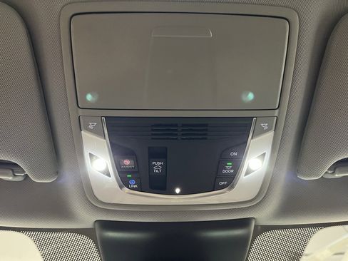 Certified 2022 Acura TLX SH-AWD w/ Advance Package image 9