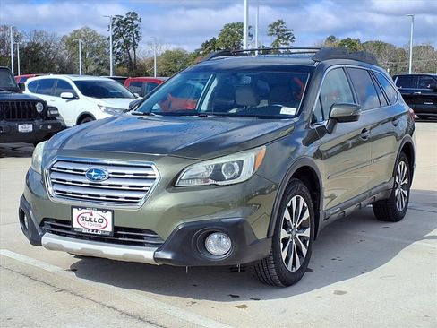 Used 2015 Subaru Outback 2.5i Limited image 3