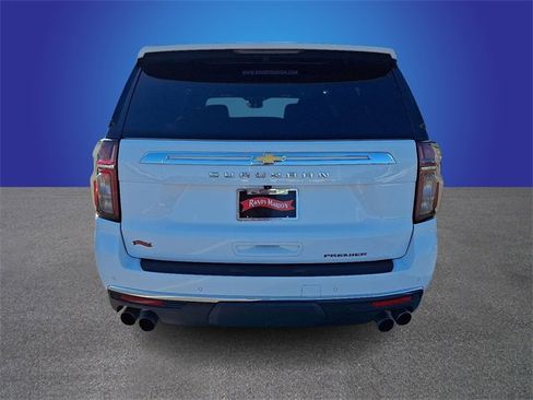 Used 2024 Chevrolet Suburban Premier image 6